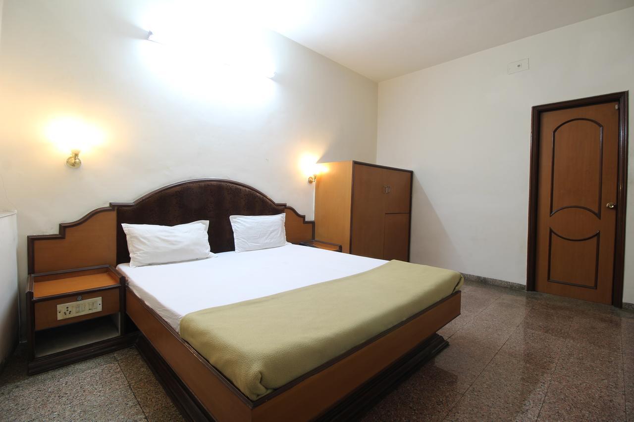 Hotel Soubhagya Inn Silvassa Exterior photo