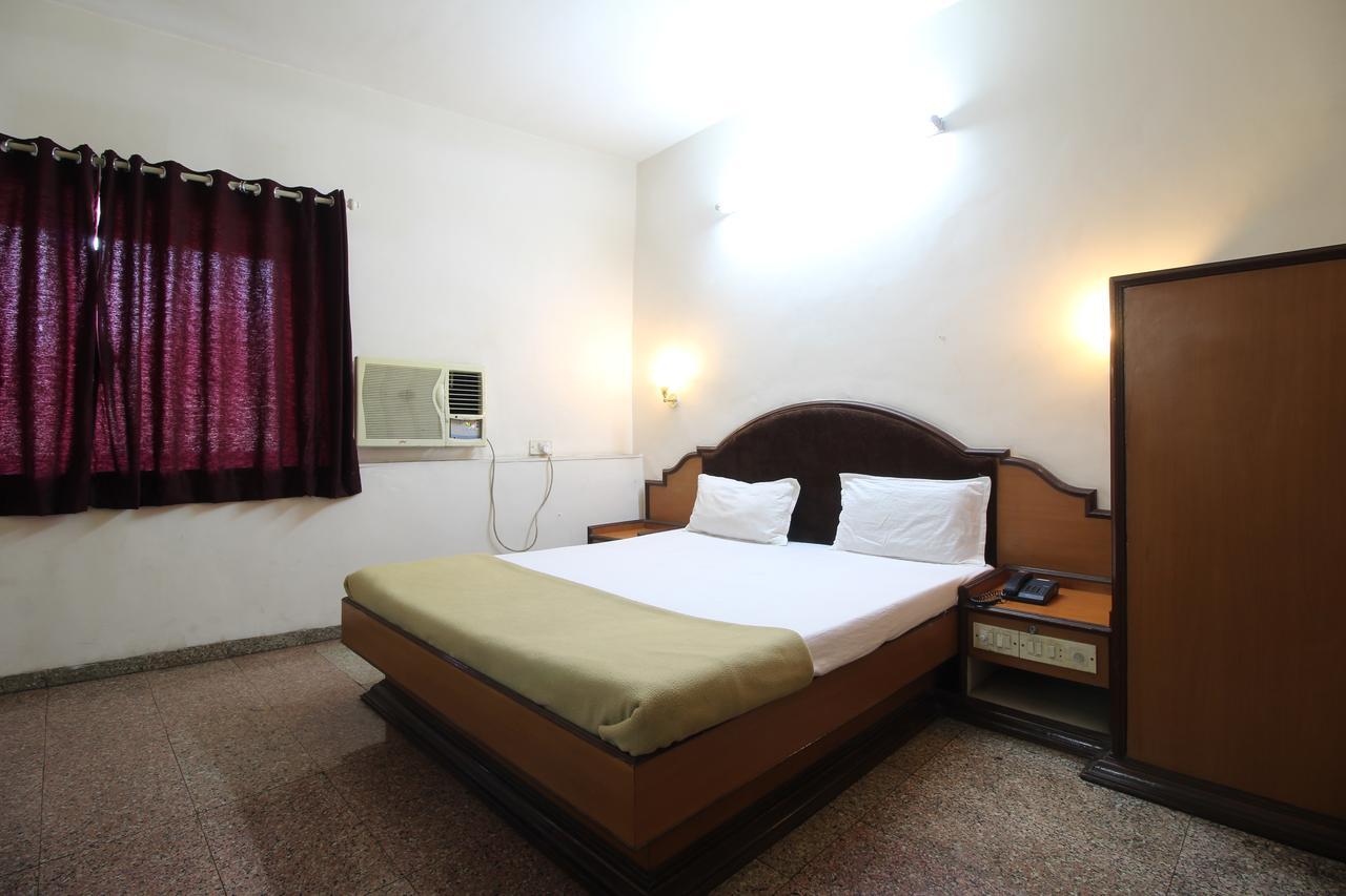 Hotel Soubhagya Inn Silvassa Exterior photo