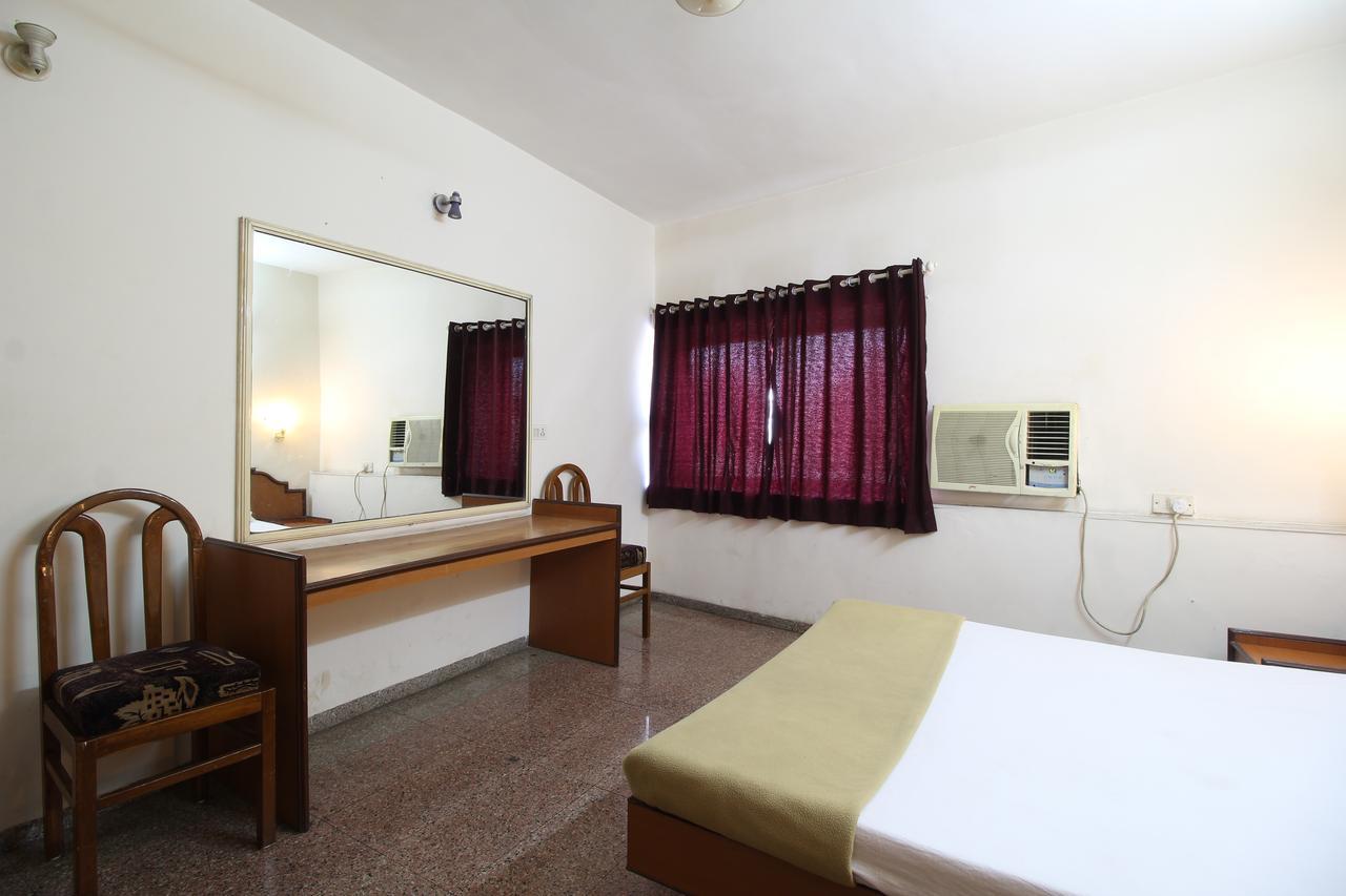 Hotel Soubhagya Inn Silvassa Exterior photo